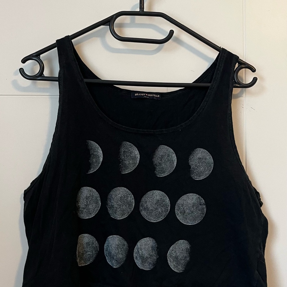 Brandy Melville Moon Phases Tank Top - Picture 2 of 3